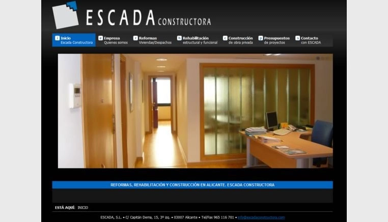 Creación web corporativa y de servicios para Escada Constructura.